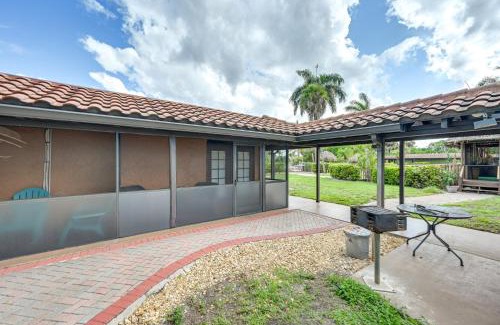 Naples Apartment | Naples Studio Retreat with Resort Pool!