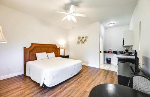 Naples Apartment | Naples Studio Retreat with Resort Pool!