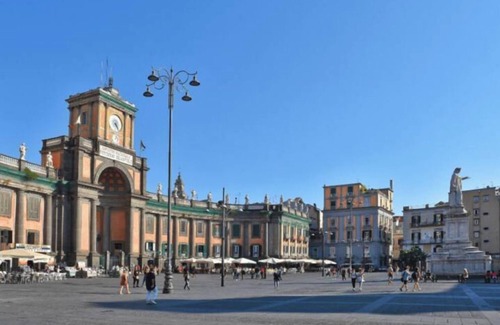 Casalnuovo di Napoli Apartment | Napoletano cozy low metrodante