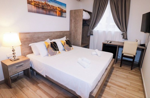 Paceville House | Napoli Suites
