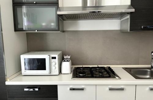 Arenella Apartment | Napoli-Vomero Casa Januarius