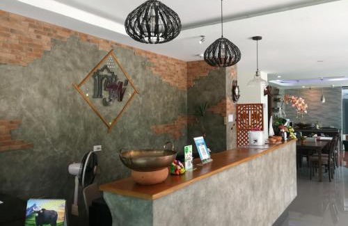 Lop Buri Hotel | Narai Iyara Palace