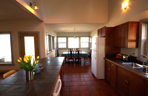 Okanagan-Similkameen House | Naramata Lakefront home with Private Beach and Dock - The Apricot Club