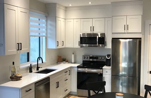 Okanagan-Similkameen Apartment | Naramata Sunset Oasis : Couples romantic getaway. n
