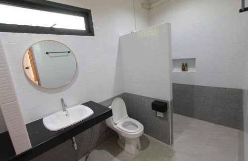 Ban Chang Bed & Breakfast | Nararin Garden House