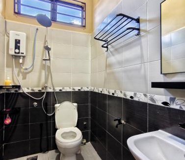 Batu Rakit House | Narasya Homestay Wakaf Tengah Batu Rakit