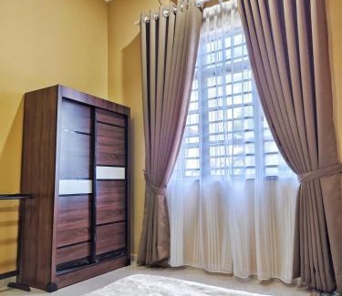 Batu Rakit House | Narasya Homestay Wakaf Tengah Batu Rakit