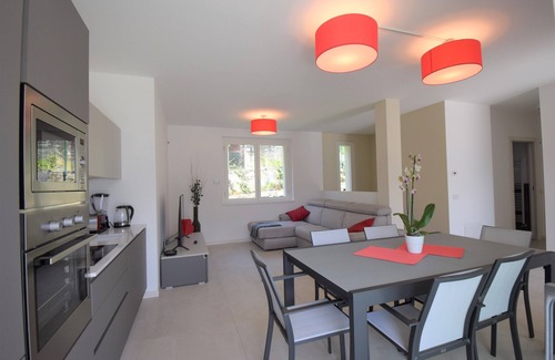 Oliveto Lario Apartment | Narciso Apartment - Bellagio Wild Flowers