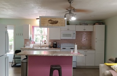 Fairfield Beach House | Narcissus Place-non smoking