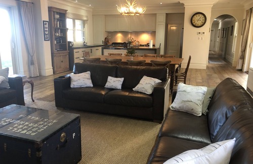 Wallinduc Other | Naringal Homestead - Luxury Farm Getaway