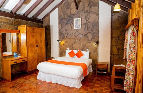 Naro Moru Hotel | Naro Moru River Lodge