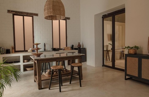 Zona Centro Apartment | Narrativ Lofts -Solario- Charming Historic Escape