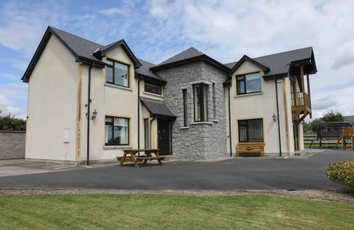 Cornamucklagh House | Narrow water house