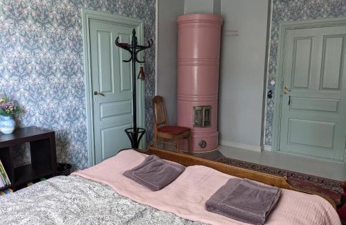 Vesilahti House | Narvan Maatilamajoitus Helenan Kanat ja Kammarit