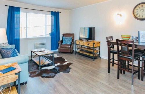 Melrose Condo | Nash Haven - Summer Pool - 1bd 1 ba