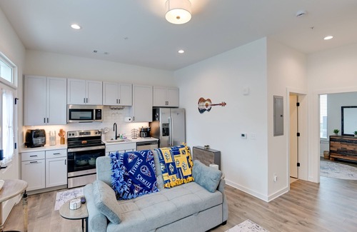 Chestnut Hill Condo | Nashville Condo, 3 Mi to Downtown Entertainment