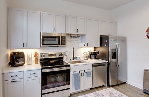 Chestnut Hill Condo | Nashville Condo, 3 Mi to Downtown Entertainment