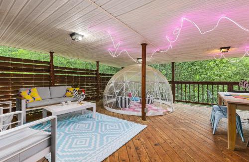 Hillwood House | Nashville Gem Grill Mini Pickleball Sleeps 12