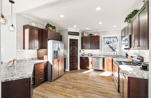 Goodlettsville House | Nashville Getaway! Just 20 min from Nashville! Amazing views! Peaceful setting!