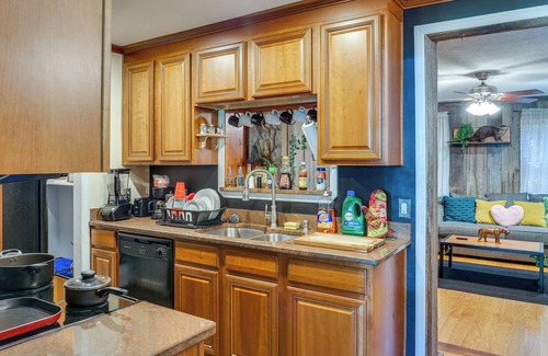 Locustwood House | Nashville Getaway w/Gazebo, 11 Mi to Downtown!
