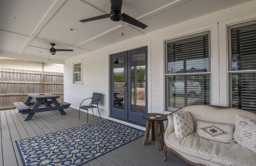12 South House | Nashville Getaway - Walkable to Local Restaurants in 12 South!