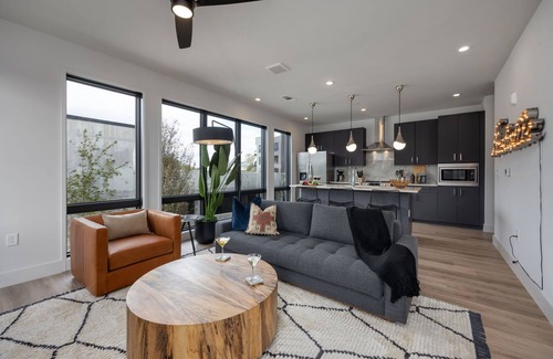 West End Cottage | Nashville Hideaway-odyssey-heart of Midtown