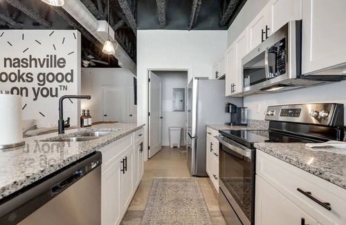 Nashville Condo | Nashville Looks Good On You