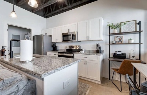 Nashville Condo | Nashville Looks Good On You