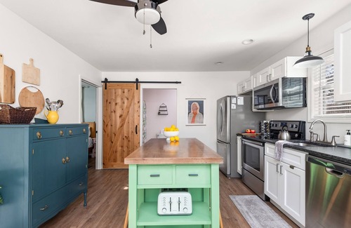 Maxwell House | Nashville Monthly Rental | Dog-Friendly Home | Parking | Fenced Outdoor Area