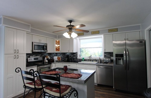 Davidson County House | Nashville Woodland Oasis 15 minutes from downtown