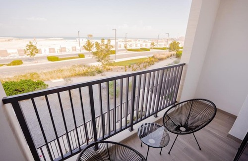 Mina Al Arab Apartment | Nasma Luxury Stays - Waterfront Duplex Villa Minutes Away to the Beach