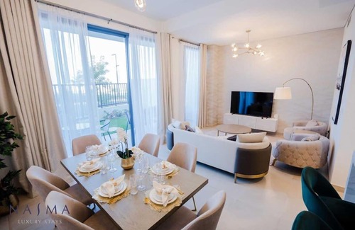 Mina Al Arab Apartment | Nasma Luxury Stays - Waterfront Duplex Villa Minutes Away to the Beach