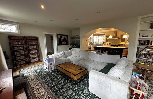 Princeton House | Nassau St. Home; Sleeps 14 in beds; 5 minute walk from Hoagie Haven