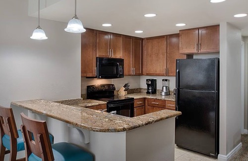 National Harbor Resort | Nat'l Harbor MD’s Innovative Waterfront District near Wash DC 2BD/2BA Deluxe Ste