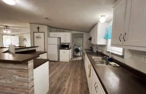 Medina County House | Natalia TX. Family Getaway!