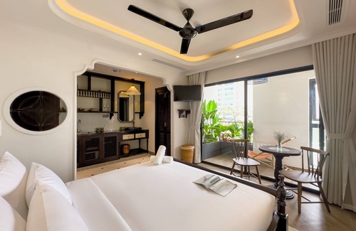 Hai Chau Hotel | Natalie Indochine Hotel by Haviland
