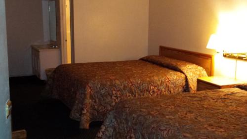 Tonopah Hotel | National 9 Inn