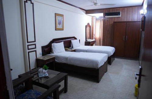 Lahore Hotel | National Hotel