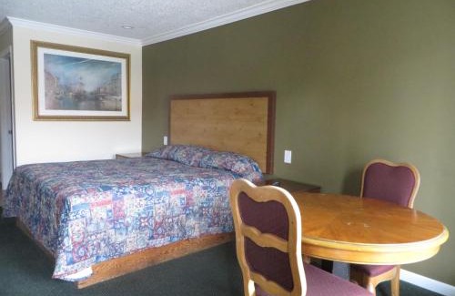 Garden Grove Hotel | National Inn Garden Grove
