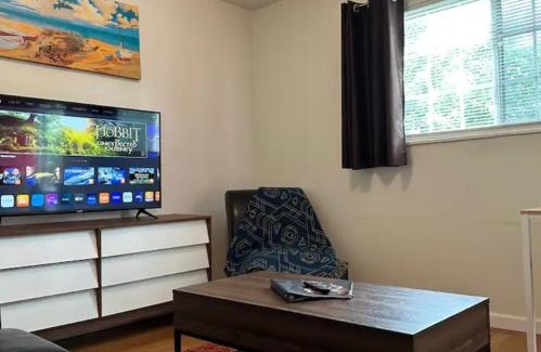Livingston Park Apartment | Nationwide Childrens Hospital close by