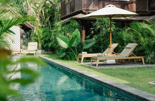 North Legian Villa | Nativ Living Villa Legian 6BR Villa 16px Big Group Walk to 66 Beach