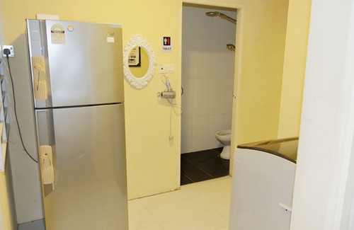 Kampung Stampin House | Natol Homestay - Paris BDC
