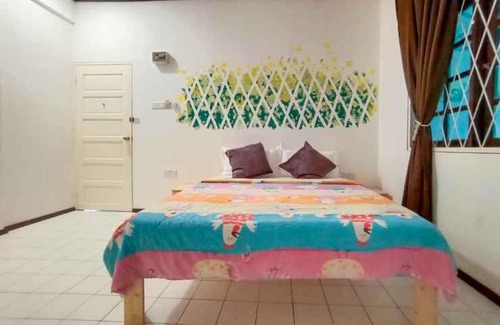 Kampung Stampin House | Natol Homestay Venice