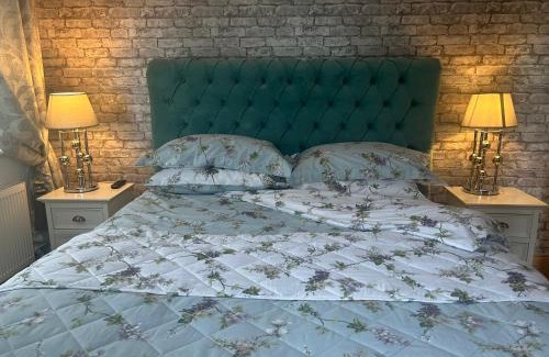 Tullamore House | Natonia House