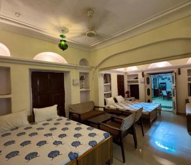 Ajmer House | Natraj Guest House