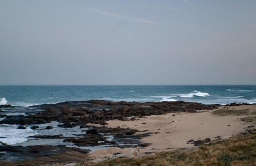 Manaba Beach House | Natspat 20