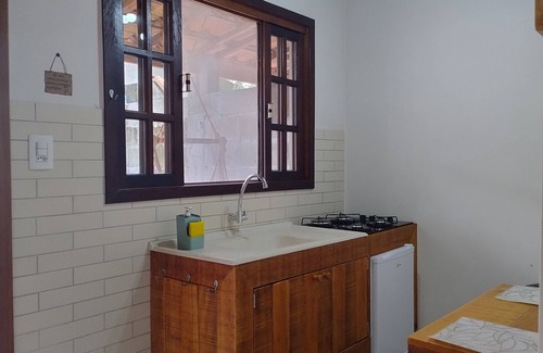 Lagoinha Ski Chalet | Natuart chalet with kitchen on Lagoinha beach