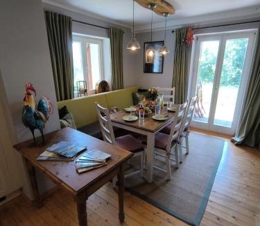 Muerlenbach House | Natur und Wellness 'auf der Hardt' -Jacuzzi- Sauna- Kinderausstattung- Alleinlage im Wald