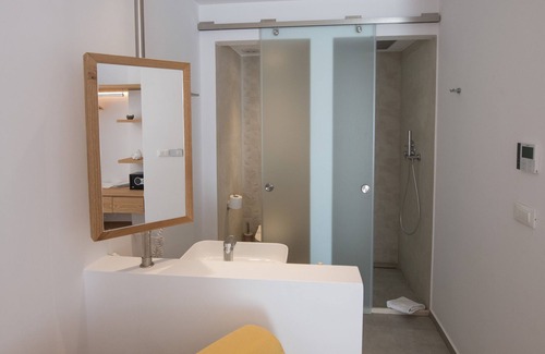 Loutraki Hotel | Natura Luxury Boutique Hotel Skopelos