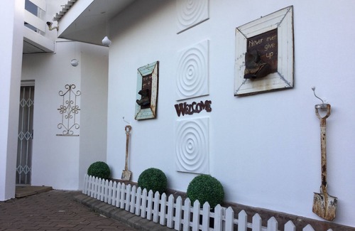 Germiston Apartment | Natural, homely retreat for business or vacation